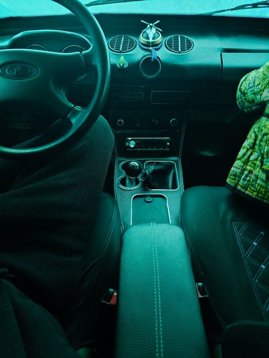 Vaz 2106 Jiguli radnoy petno bor