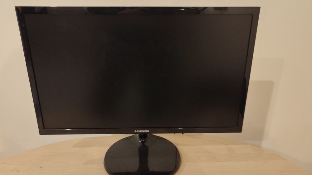 Monitor LED SAMSUNG S22F350FHU, 22", Full HD, 60Hz