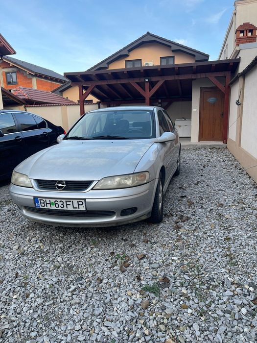 Vând Opel Vectra 1.6