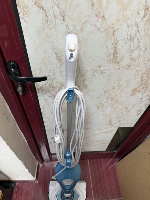 Електрически парен моп Black and Decker BHSM168