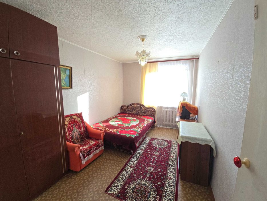 продам двухкомнатную квартиру