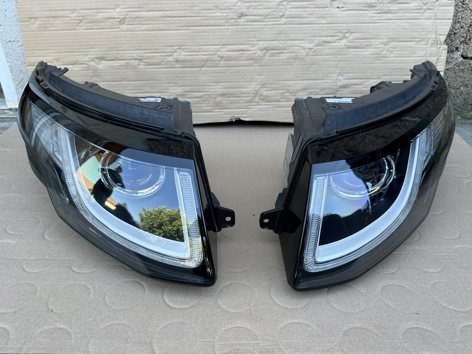 Faruri / Far stanga, Far dreapta Range Rover Evoque