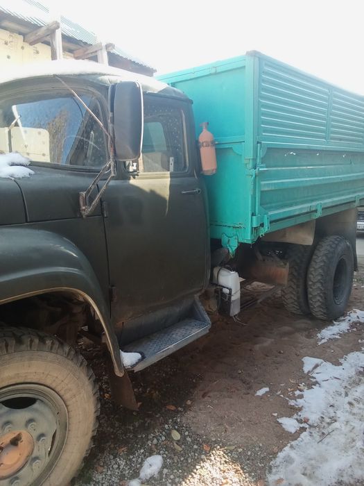 Продам зил срочно