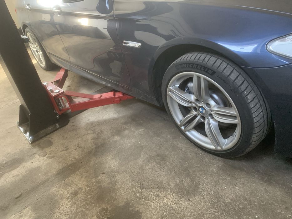 Aripi usi capota aripi  faruri trager bari BMW F10 F11