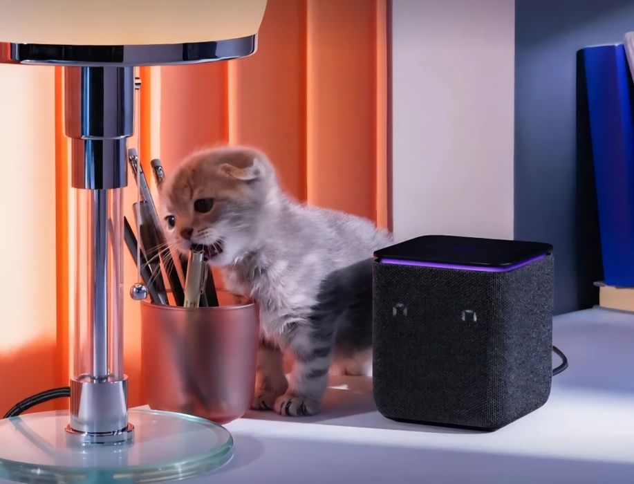 Смарт колона/ Smart speaker