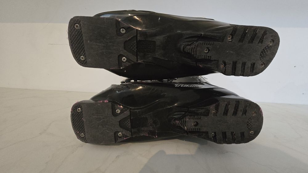 Clapari Tecnica Phoenix 100 Air Shell marime 26.5 (41, 41.5)