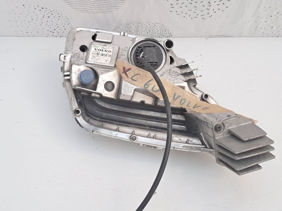 Холаген дневна светлина  Volvo XC60