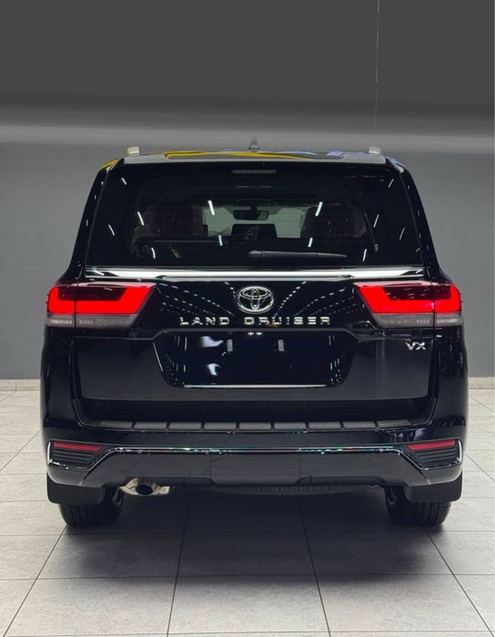 Toyota Land Cruiser 300  4.L