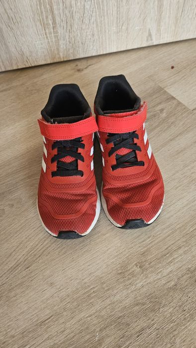 Маратонки Adidas, 29 номер