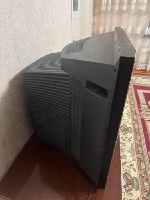 Продам телевизор