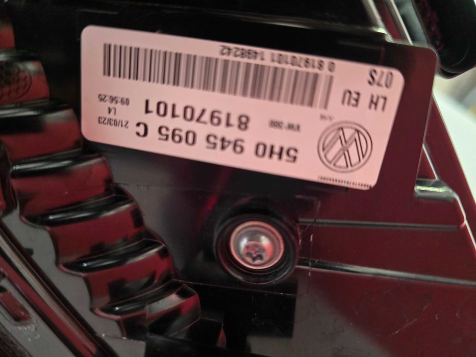 Оригинални стопове Vw Golf 8 Led