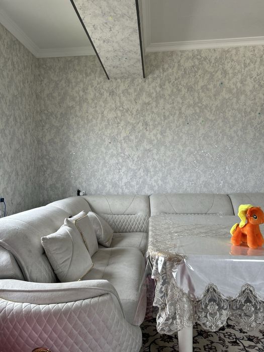 Mebelllar va  hontahtasi sotiladi