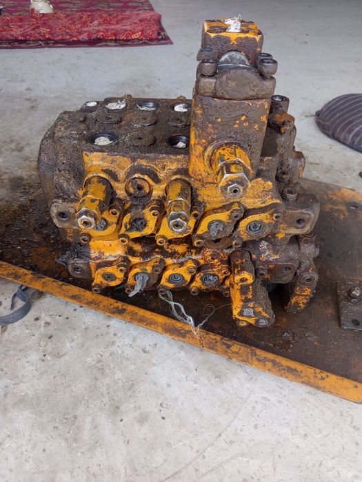 Сотилади хундай запчасд 1300 wm распиридитил