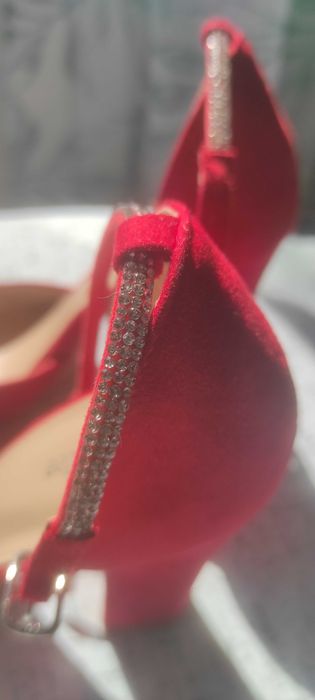 DeeZee червени обувки на ток