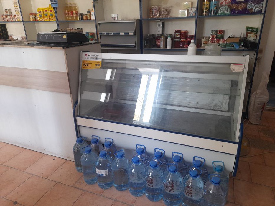 Ветринный холодильник