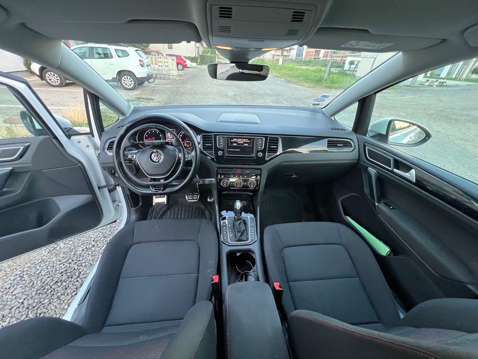 VOLKSWAGEN Golf Sportsvan 2017 — imagine 3