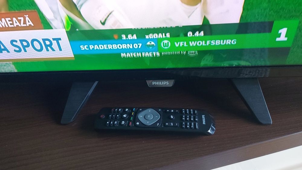 Televizor LED Philips 81 CM