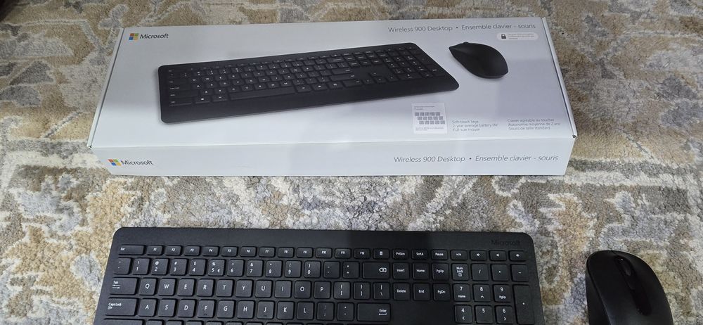 Kit Tastatura + Mouse Microsoft Desktop 900, Wireless, Negru