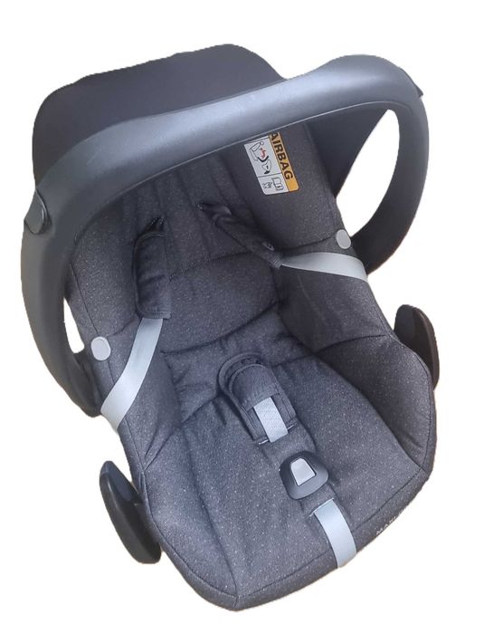 Детско столче за кола Maxi-Cosi Rock – Отлично състояние!