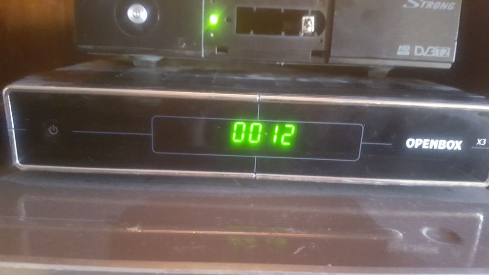 Продам спутниковые тюнеры