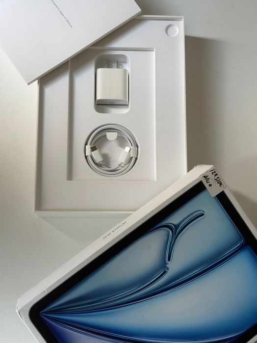 iPad Air 11, M2 WiFi carular 128 gb + стилус Apple