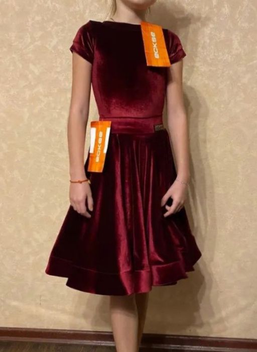 Красивое платье для танцев