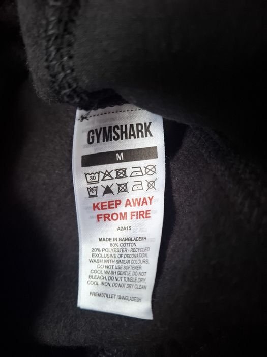 Gymshark панталоните и тениска M- L размер.