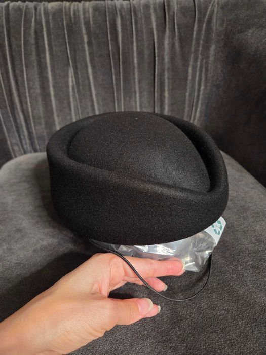 Шляпа таблетка / пилотка, вуаль на ободке