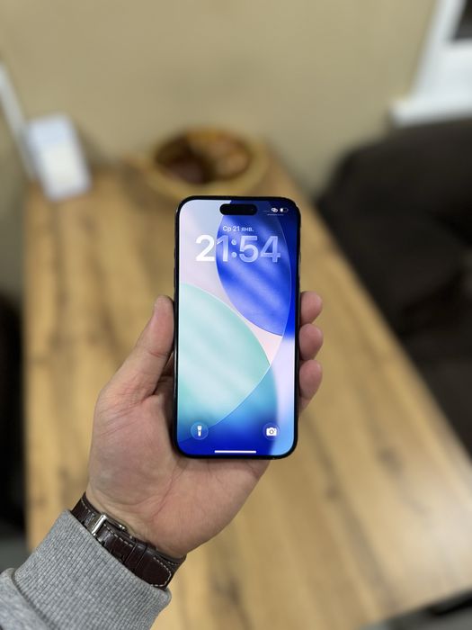 iPhone 15 Pro / 256Gb / 80% / без ремонта
