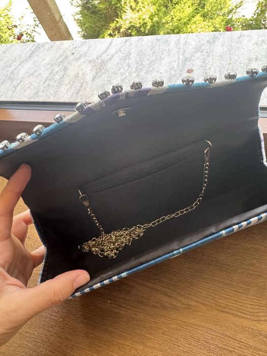 Сумка клатч сотилади