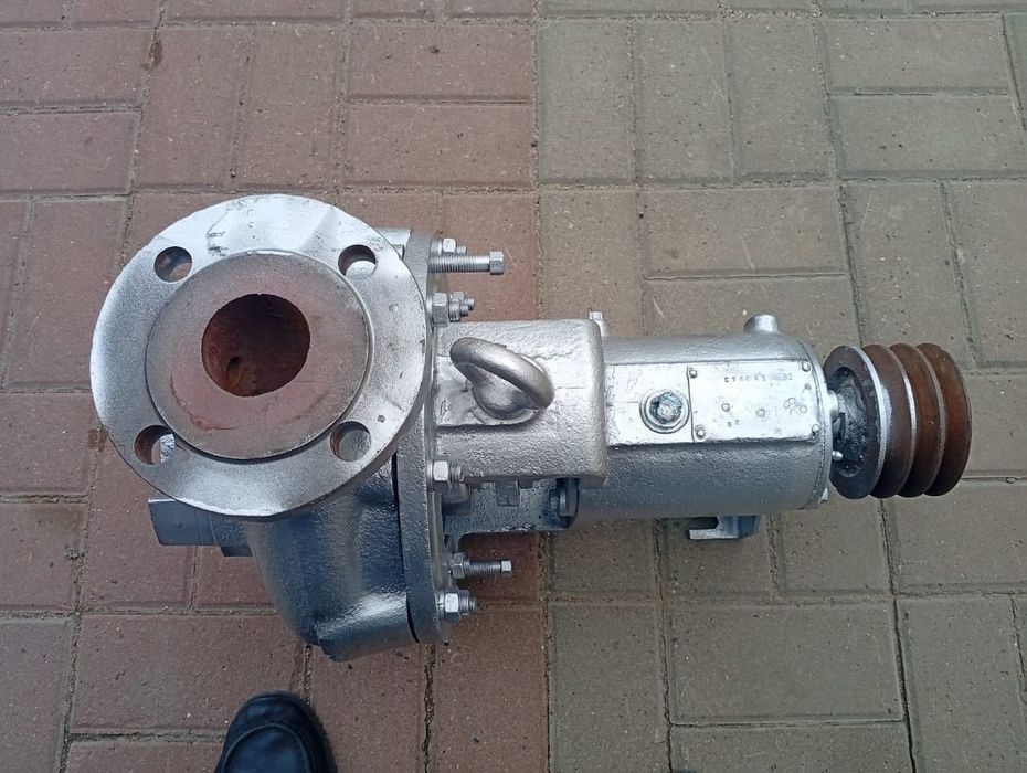 Центрабежный насос