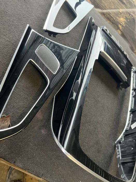 Комплект интериорни лайсни AUDI A6 C7 4g колплект множе и на бройка