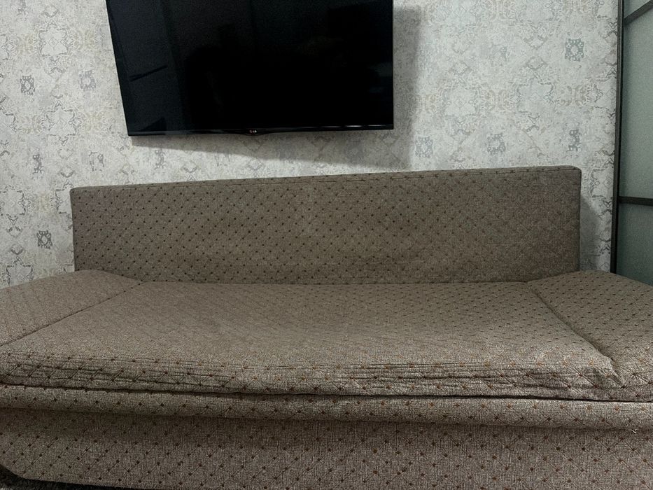 Продам диван бу в хорошем состоянии