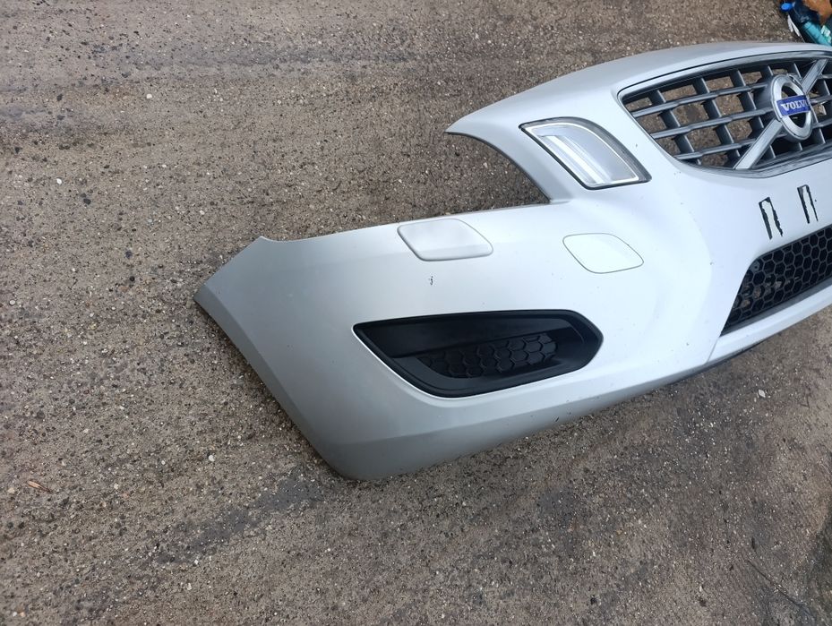 Предна броня Волво / Volvo V60 2012г.