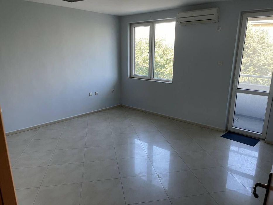 Дава се под наем Магазин в Бургас, Център - 25 кв.м за 510 € - Снимка #1