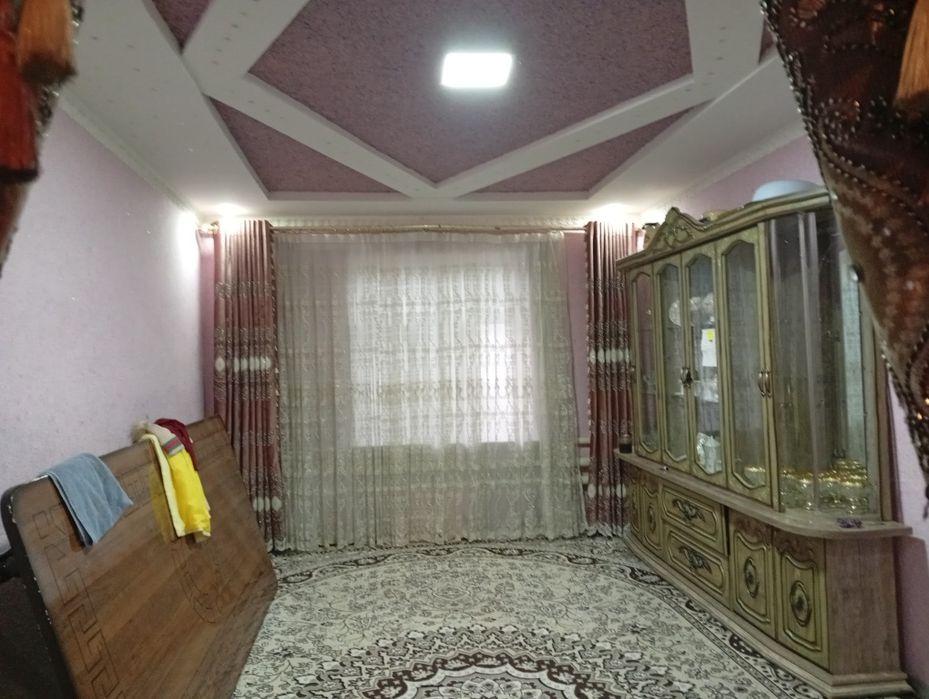 Uy sotiladi 6 sotx dakumentlari bor