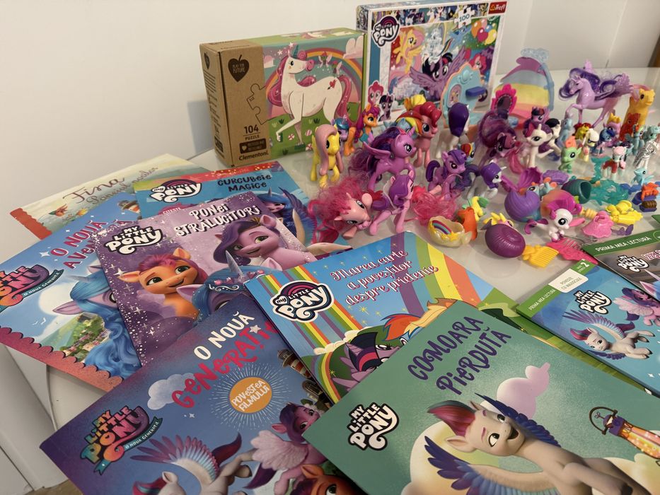 Lot jucarii My Little Pony - figurine, puzzle, carti, accesorii