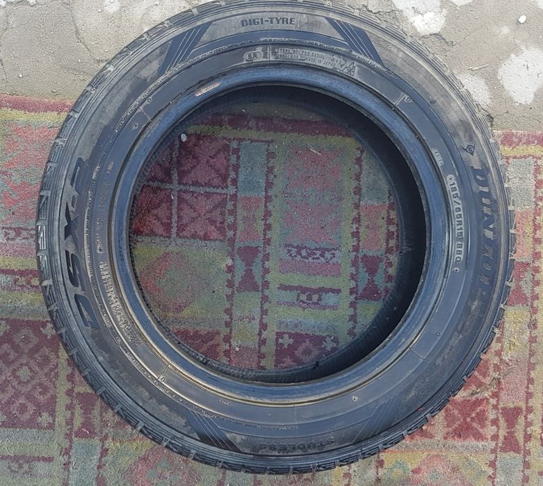 Продам шины б/у. R15