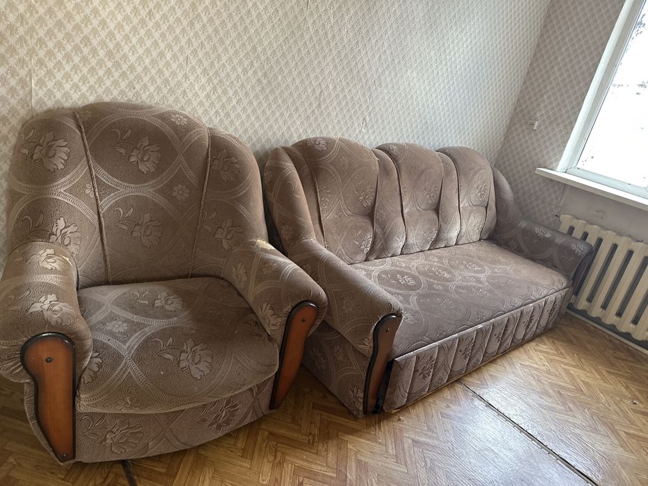 Отдам бесплатно мягкий уголок