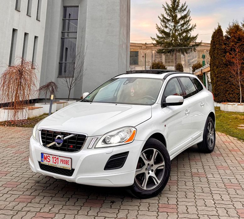 Volvo XC 60 Volvo Xc60 R AWD 4x4 2.4 205Cp Panorama Xenon City Safety Portbagaj El