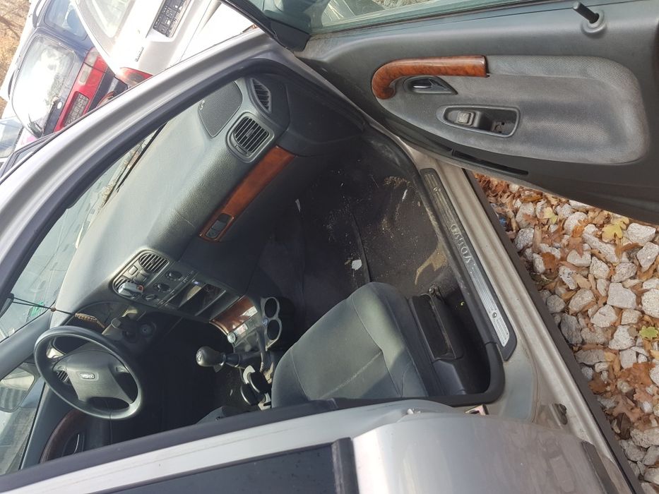 Volvo S40 1.9 TD На Части !!!