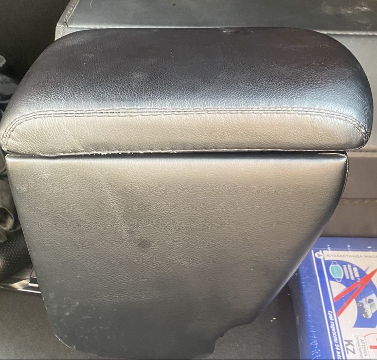 Подлокотник для Hyundai, Kia