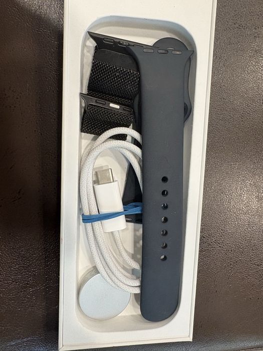 Apple Watch SE 3 44mm GPS + 2 Brățări - Maxi Grand Amanet