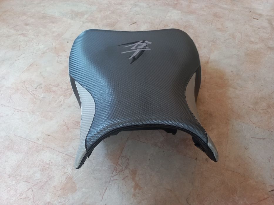 Suzuki GSXR1300 Hayabusa Комфортни седалка