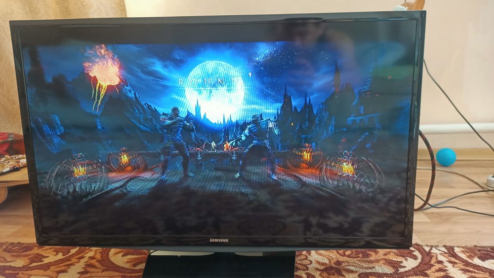 Продам телевизор Самсунг