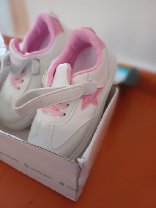 Красовки продаю новые