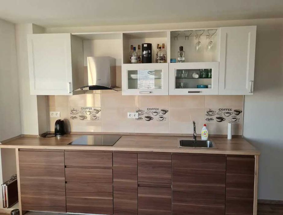 Дава се под наем Двустаен апартамент в Пловдив, Каменица 1 - 66 кв.м за 321.3 € - Снимка #2