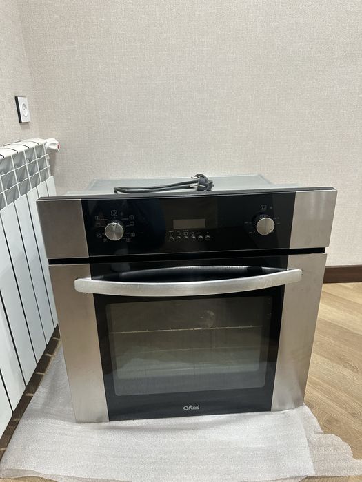 Электрическая духовка ARTEL б/у