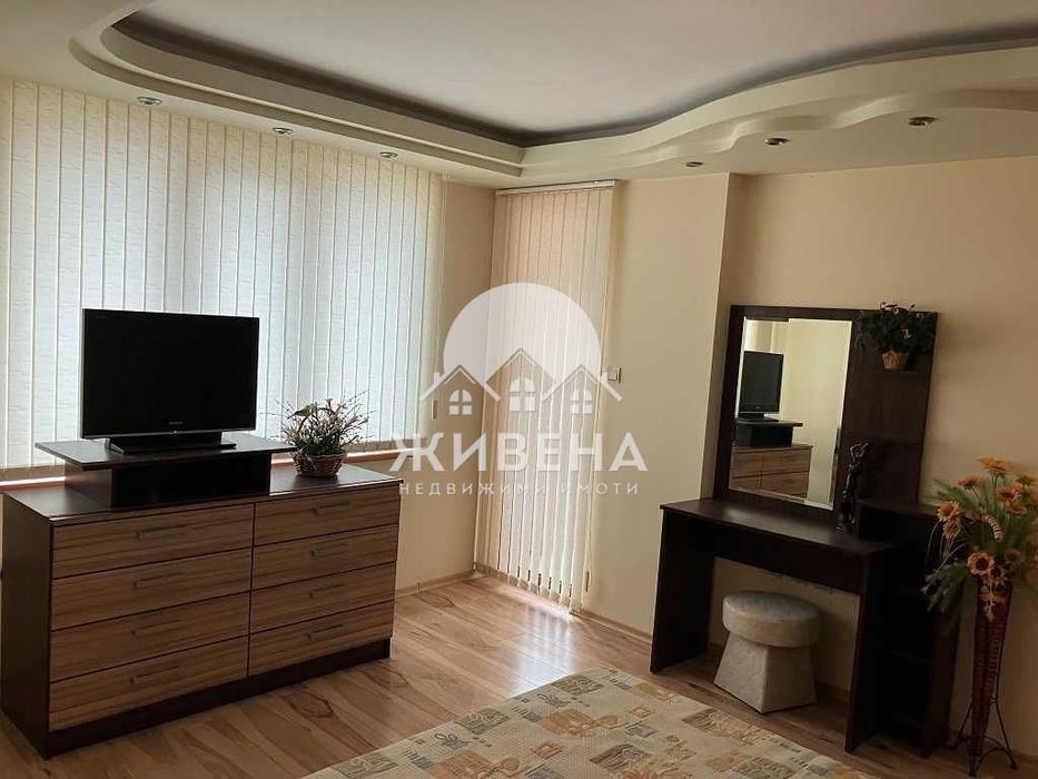 Продава се Тристаен апартамент в Варна, Базар Левски - 100 кв.м за 1515 €/кв.м - Снимка #8