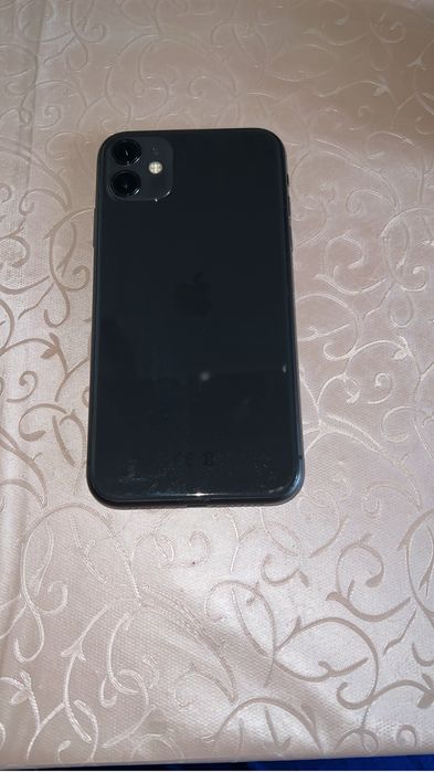 Продам iPhone 11
